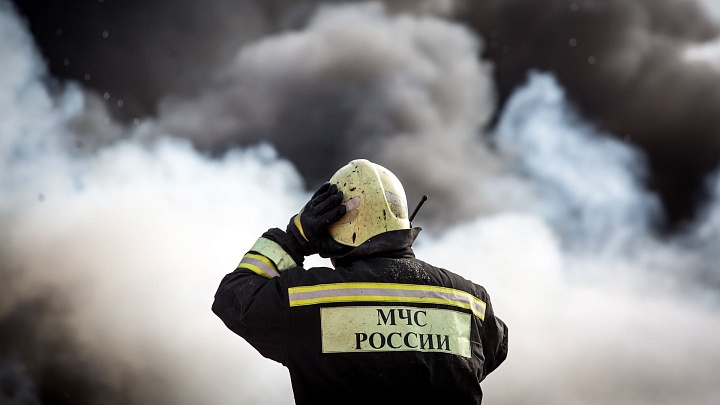 В Ахтубинске ликвидировали пожар в цистерне со сжиженным газом
