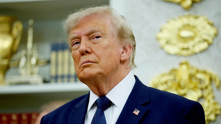 Трамп призвал министра финансов США остановить торговлю с Испанией