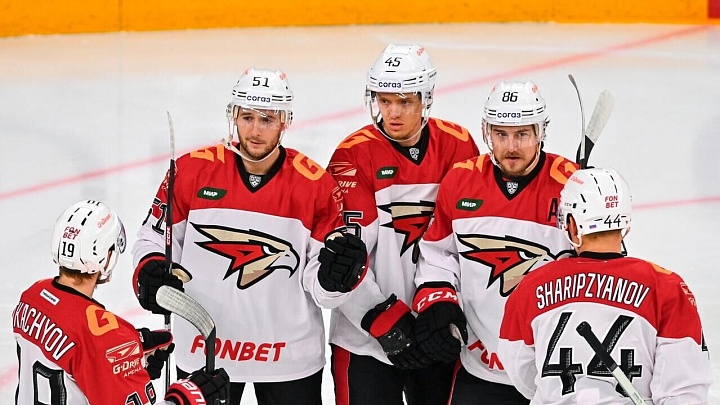 "Авангард" одержал волевую победу над "Сибирью"